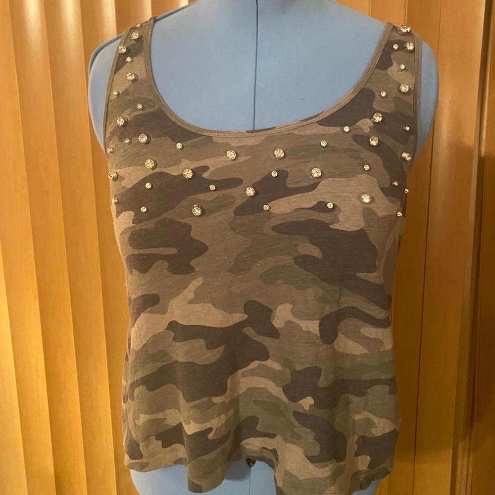 Express. Size - S. Camouflage tank